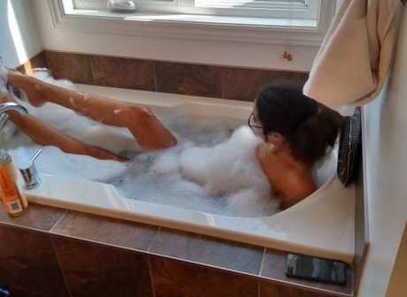 Nacktes geleaktes OnlyFans-Foto von Mocha