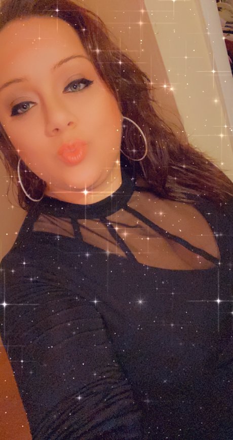 Nacktes geleaktes OnlyFans-Foto von Saundra 