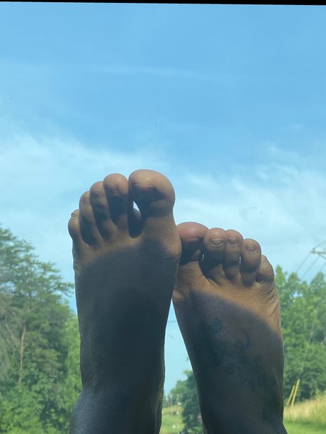 Nacktes geleaktes OnlyFans-Foto von Sole Grippers