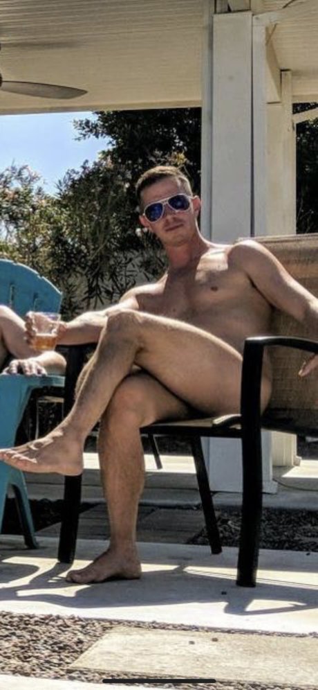 Nacktes geleaktes OnlyFans-Foto von Mb
