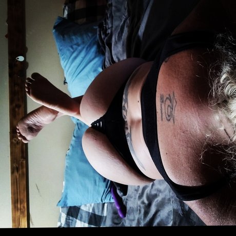 Nacktes geleaktes OnlyFans-Foto von Tatia Ryann
