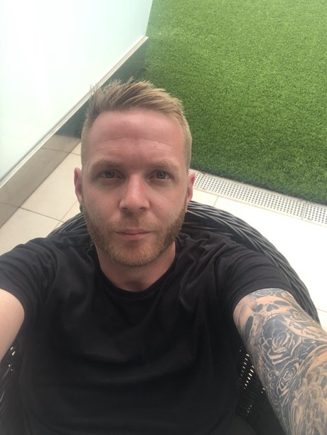 Nacktes geleaktes OnlyFans-Foto von Danny G