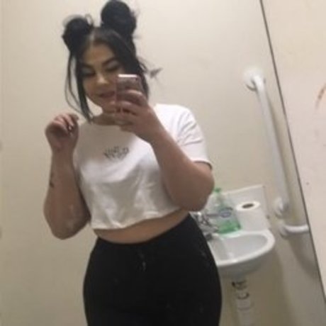 Nacktes geleaktes OnlyFans-Foto von Kaitlyn Downer