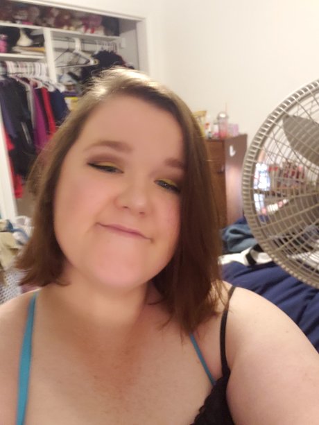 Nacktes geleaktes OnlyFans-Foto von Panda Girl