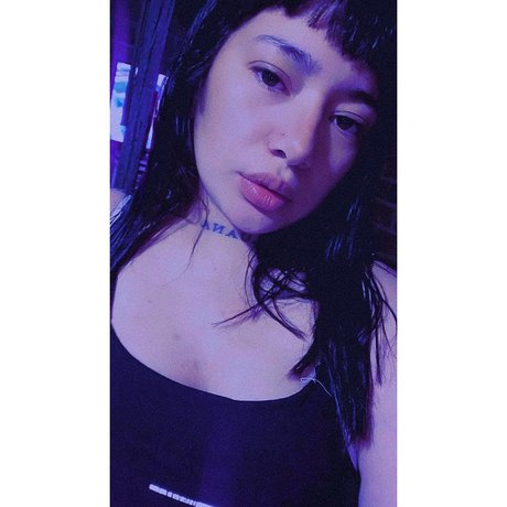 Nacktes geleaktes OnlyFans-Foto von Emily