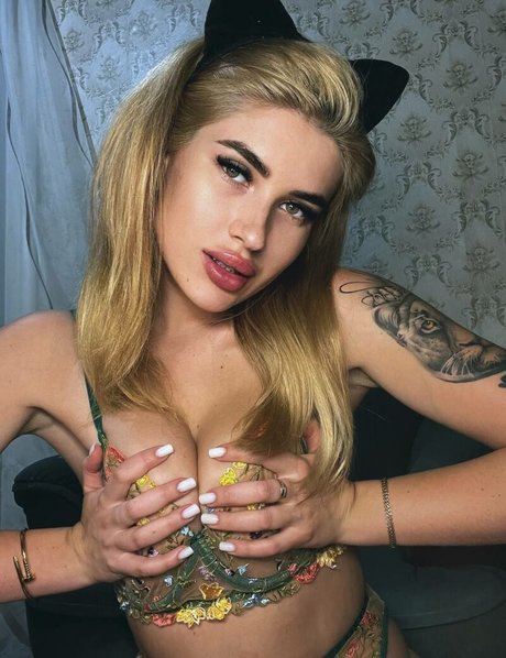 Nacktes geleaktes OnlyFans-Foto von Oliviasweetty