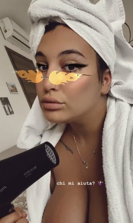 Nacktes geleaktes OnlyFans-Foto von Alessiabarbarossa