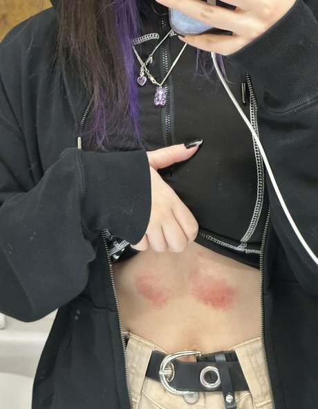 Nacktes geleaktes OnlyFans-Foto von Rainhoe