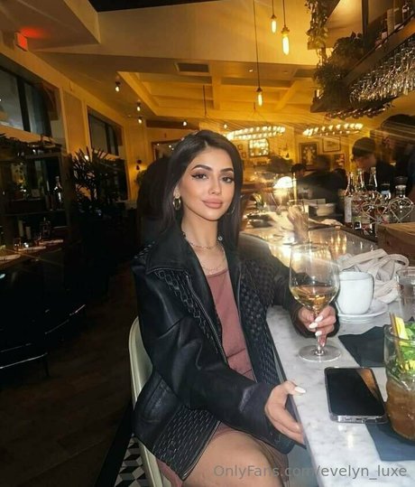 Evelyn_luxe