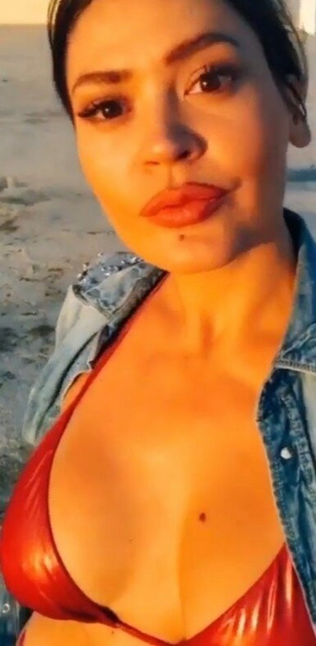 Nacktes geleaktes OnlyFans-Foto von Ella Anastasiou
