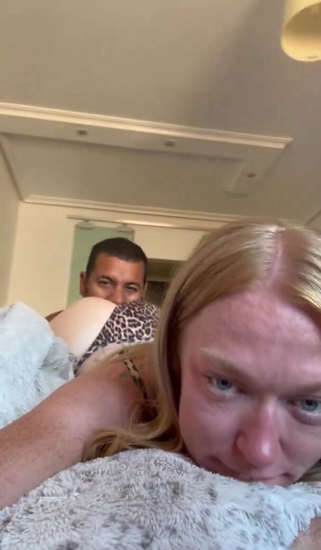 Nacktes geleaktes OnlyFans-Foto von Englishgingerk