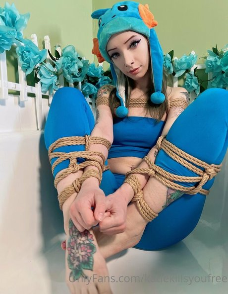Nacktes geleaktes OnlyFans-Foto von Katiekillsyoufree