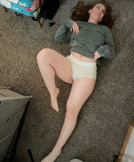 Nacktes geleaktes OnlyFans-Foto von Adorablelilli