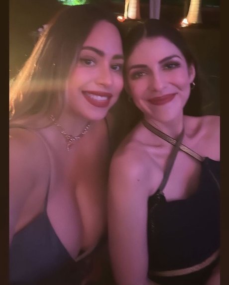 Nacktes geleaktes OnlyFans-Foto von Akaren