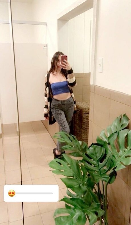 Nacktes geleaktes OnlyFans-Foto von Sydneyxoxo14