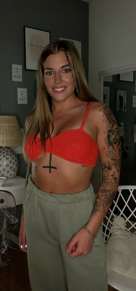 Silvia And Eveline Dellai