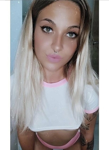 Nacktes geleaktes OnlyFans-Foto von Theuniqueonly