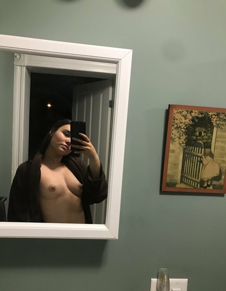 Nacktes geleaktes OnlyFans-Foto von Kennaxx