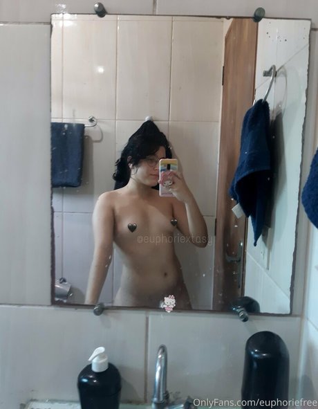 Nacktes geleaktes OnlyFans-Foto von Euphoriefree