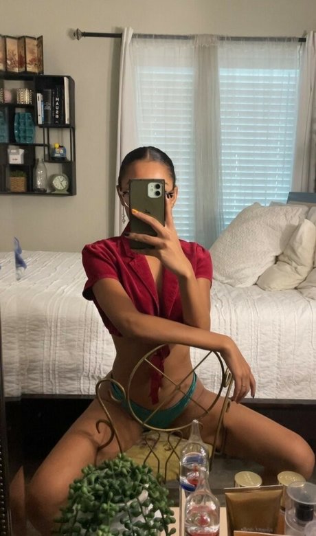 Nacktes geleaktes OnlyFans-Foto von Officialanaiis