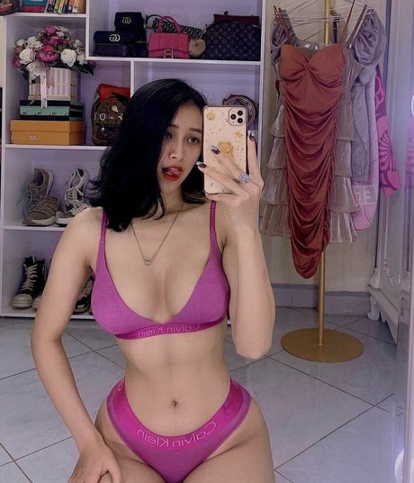 Nacktes geleaktes OnlyFans-Foto von Kieu Oanh