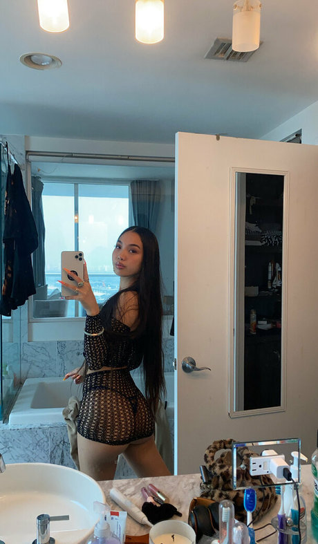 Nacktes geleaktes OnlyFans-Foto von Wetaja