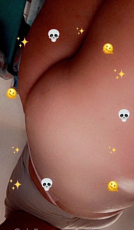 Nacktes geleaktes OnlyFans-Foto von Fruityboobies