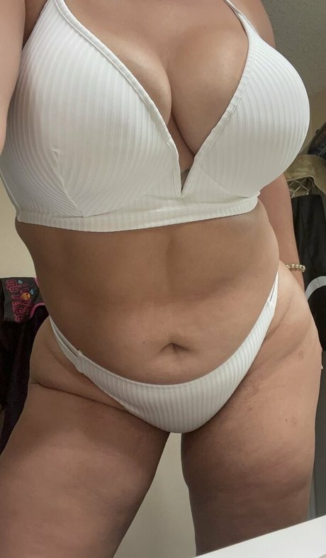 Nacktes geleaktes OnlyFans-Foto von Shesabigone