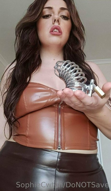 Nacktes geleaktes OnlyFans-Foto von Sophiecwtch