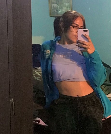 Nacktes geleaktes OnlyFans-Foto von Lilith Moreno