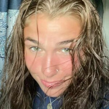 Nacktes geleaktes OnlyFans-Foto von Andreaposnerrr