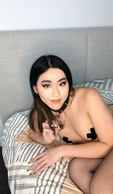 Nacktes geleaktes OnlyFans-Foto von Khloe Kiss
