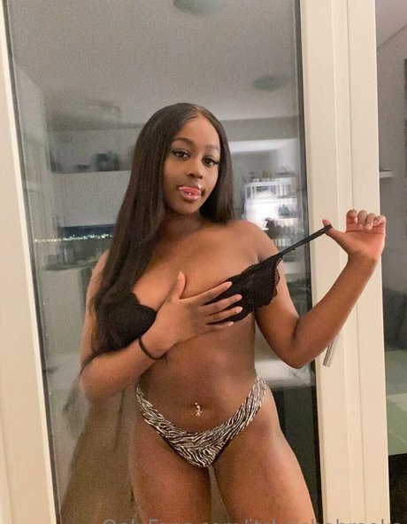 Nacktes geleaktes OnlyFans-Foto von Itskeishabrooks