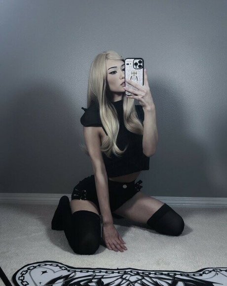 Nacktes geleaktes OnlyFans-Foto von Harmonyeva