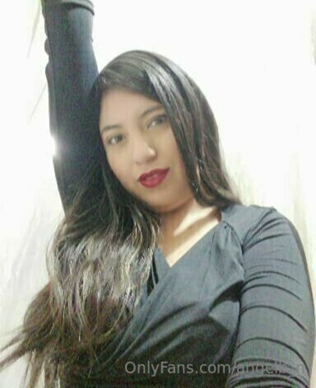 Nacktes geleaktes OnlyFans-Foto von Angelbn