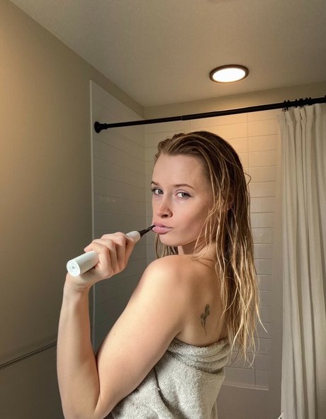 Nacktes geleaktes OnlyFans-Foto von Xmimirose