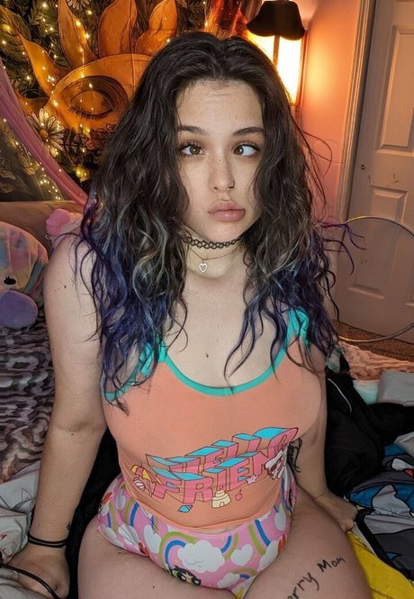 Nacktes geleaktes OnlyFans-Foto von Hollieboo