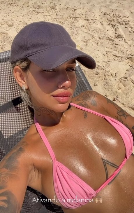Nacktes geleaktes OnlyFans-Foto von Carol Santos
