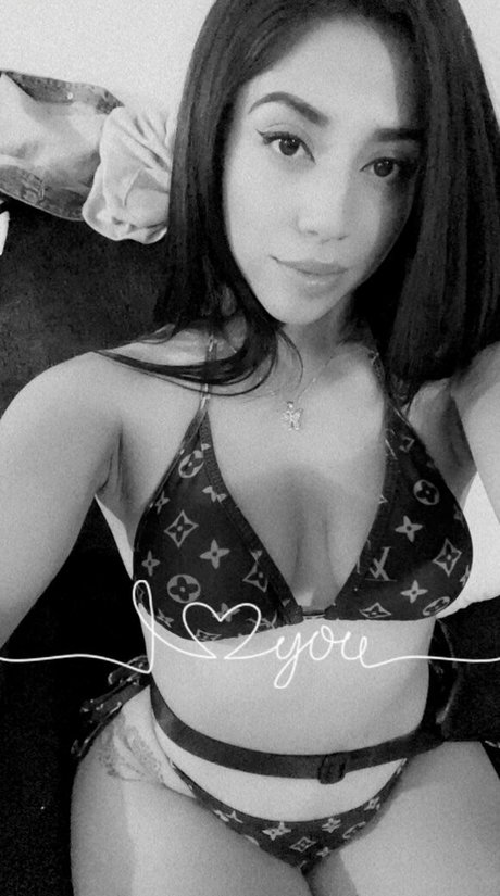 Nacktes geleaktes OnlyFans-Foto von Claudiaax0