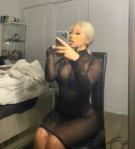 Nacktes geleaktes OnlyFans-Foto von Thailiian