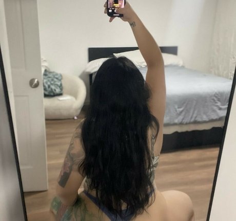 Nacktes geleaktes OnlyFans-Foto von Nefnny