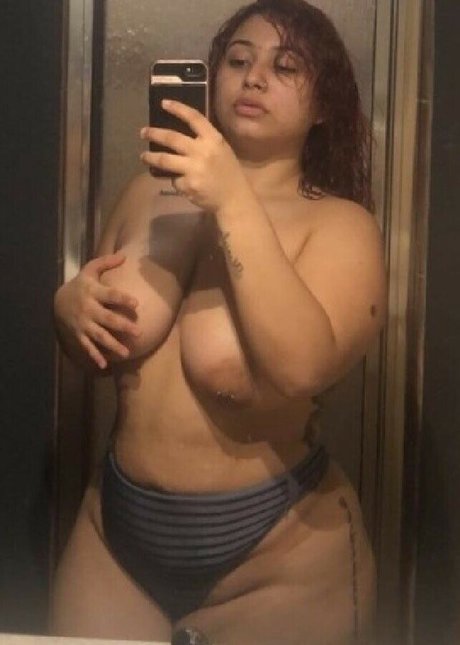 Nacktes geleaktes OnlyFans-Foto von Yagirlj69