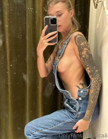 Nacktes geleaktes OnlyFans-Foto von Youliakyolner
