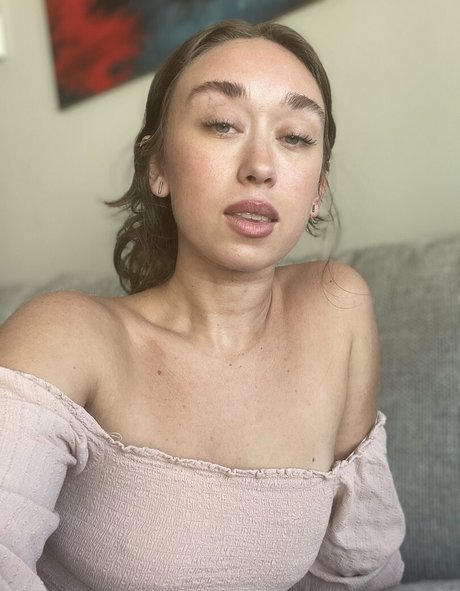 Nacktes geleaktes OnlyFans-Foto von Littleladykaye