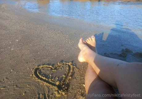 Nikitafeistyfeet