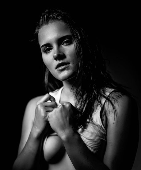 Nacktes geleaktes OnlyFans-Foto von Cklightart