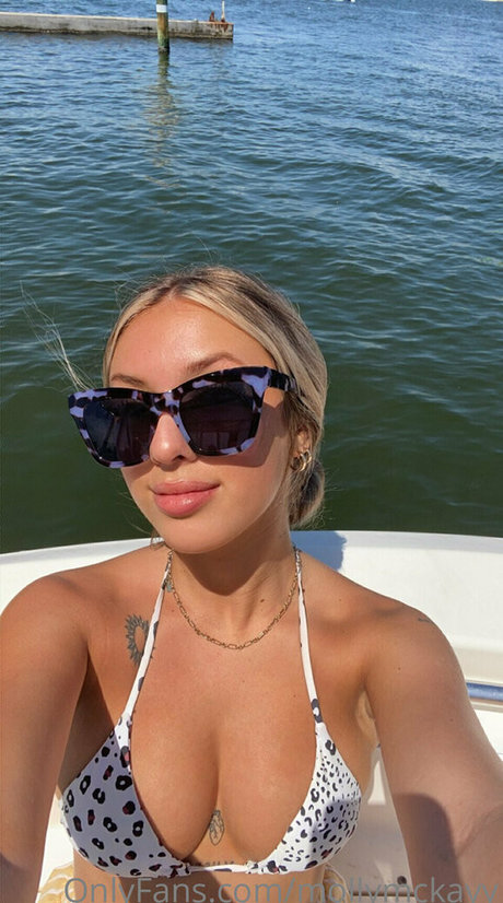 Nacktes geleaktes OnlyFans-Foto von Mollymckayy