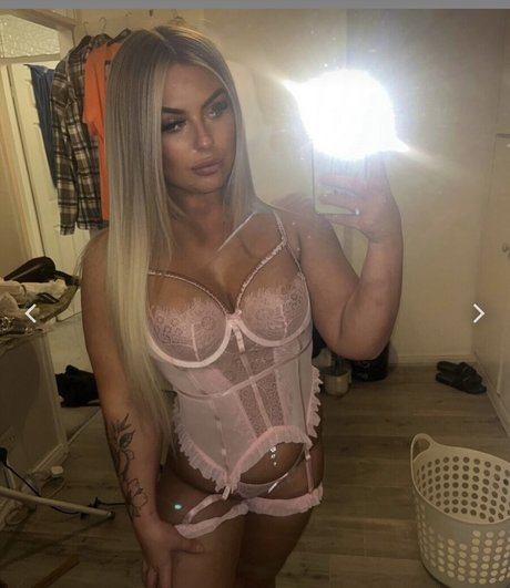 Nacktes geleaktes OnlyFans-Foto von Ashtonhughesxo