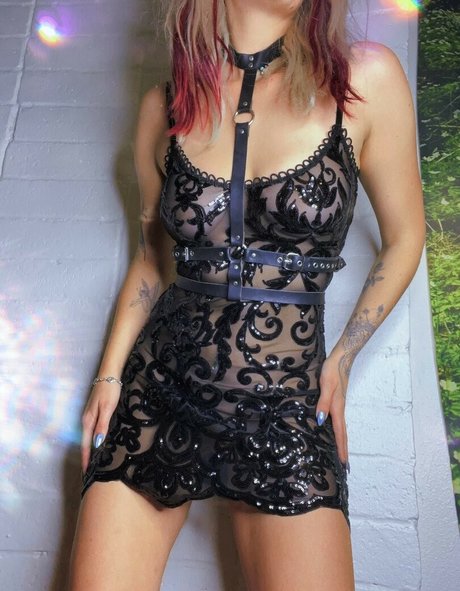 Nacktes geleaktes OnlyFans-Foto von Thatfairylem