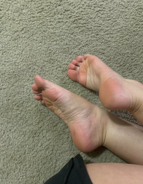 Kenziessmallfeet